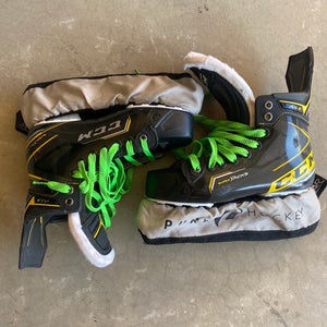 2021 CCM Super Tacks AS3 Hockey Skates Regular Width Size 5 (New)