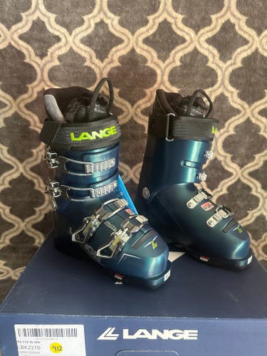 2023 Lange RX 110 W GW Ski Boots Brand New! Size 22.5