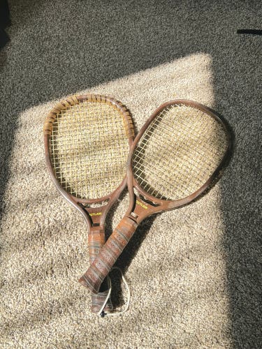 Racket tennis