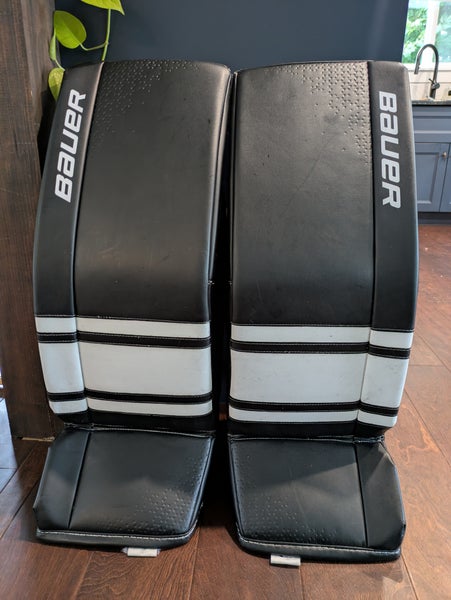 Medium Bauer GSX Goalie Leg Pads (Used)