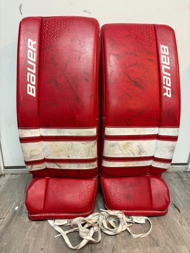 Small Junior Bauer GSX Goalie Leg Pads (Used)