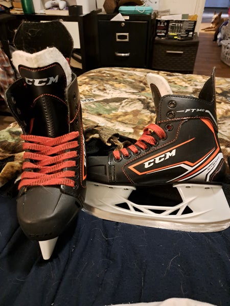CCM JetSpeed FT340 Hockey Skates Size 2 (Used)