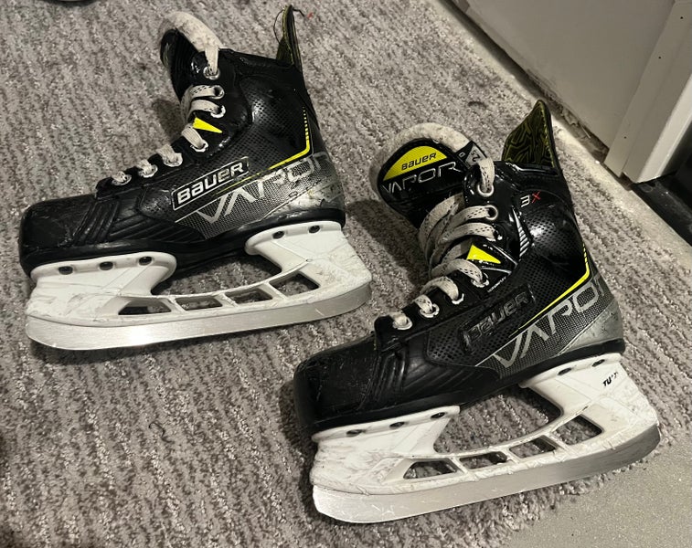 Bauer Vapor 3X Hockey Skates Youth 12.5 (Used)