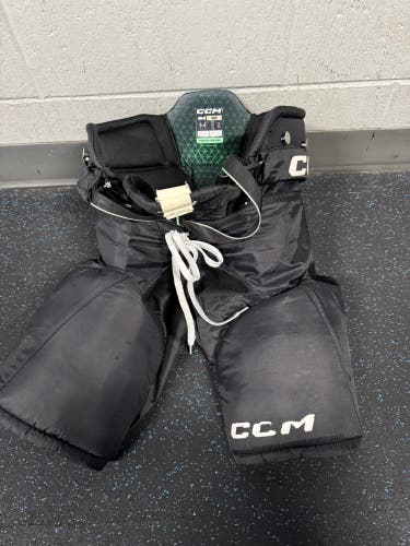 Women's Junior Large CCM Jetspeed FTW Hockey Pants (Used)