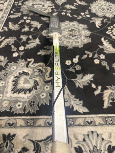 Senior Bauer Hyperlite 2 Regular Goalie Stick 26" Paddle (Used)