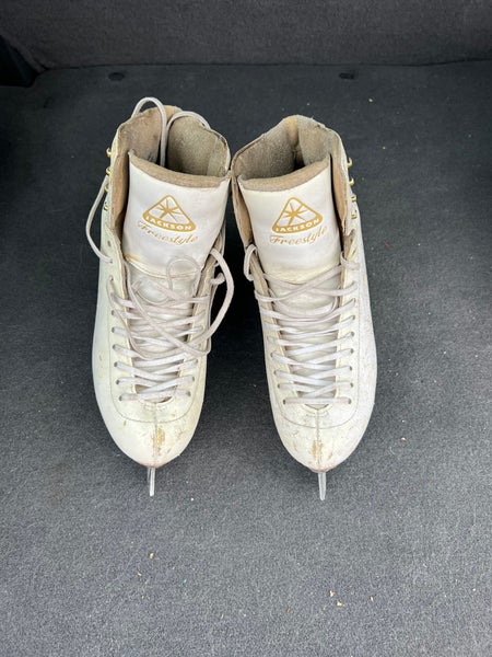 Jackson Ultima Freestyle Figure Skates B Adult 8.5 (Used)