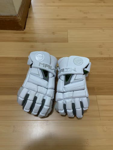 Maverik M6 Lacrosse Gloves Large (New)