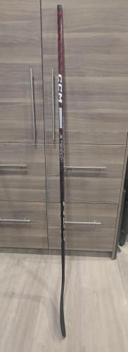 Junior CCM JetSpeed FT5 Pro Right Handed Hockey Stick P88 (Used)