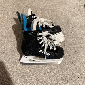Bauer XLP Hockey Skates 9 (Used)