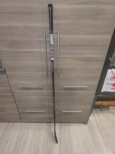 Youth CCM Jetspeed FT6 Pro Right Handed Hockey Stick P28 (Used)