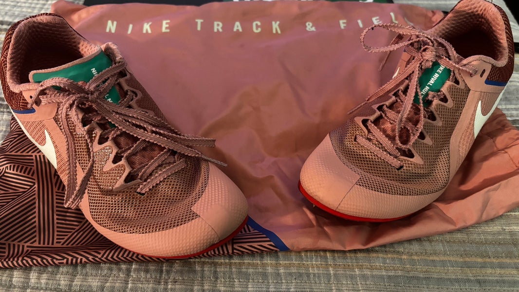 Unisex Youth 4.5Y (Big Kids / Youth) Nike (Used)