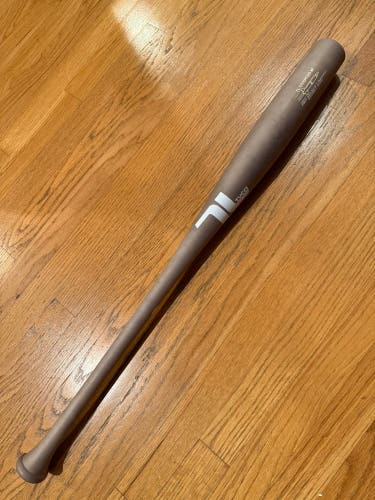 Tucci Torpedo-M Maple Bat (-3) 30.5 oz 33.5" (New)