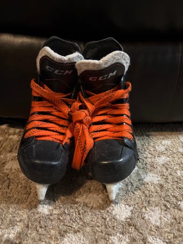 2017 CCM JetSpeed FT340 Hockey Skates Regular Width 11 (Used)