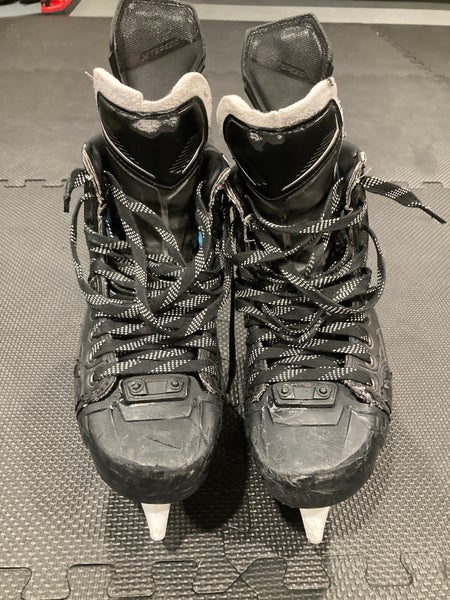 CCM JetSpeed FT6 Pro Hockey Skates Wide Width Pro Stock 7 (Used)