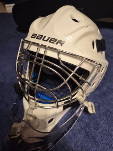 Senior Large Bauer NME 8 Goalie Mask (Used)