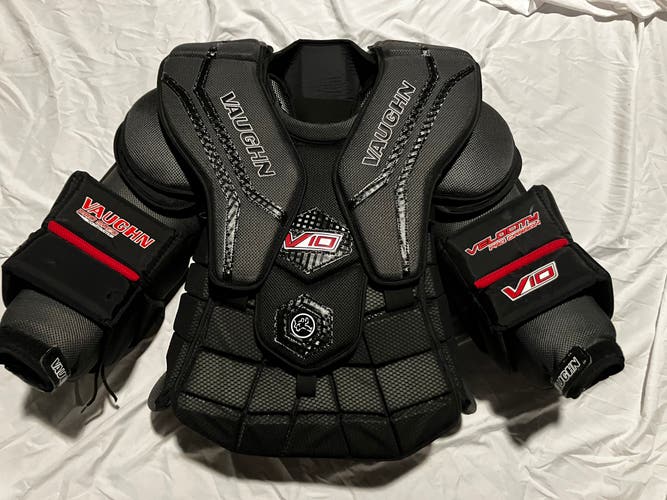 Vaughn V10 Pro Carbon Goalie Chest Protector Senior Small S New