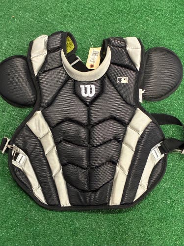 16” Wilson Pro Catcher's Chest Protector (Used)