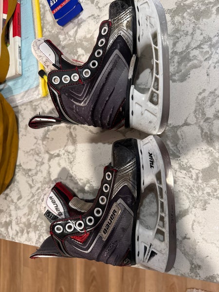 Bauer Vapor X60 Hockey Skates 11 (Used)
