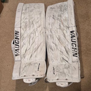 32" Vaughn Ventus SLR Pro Goalie Leg Pads (Used)