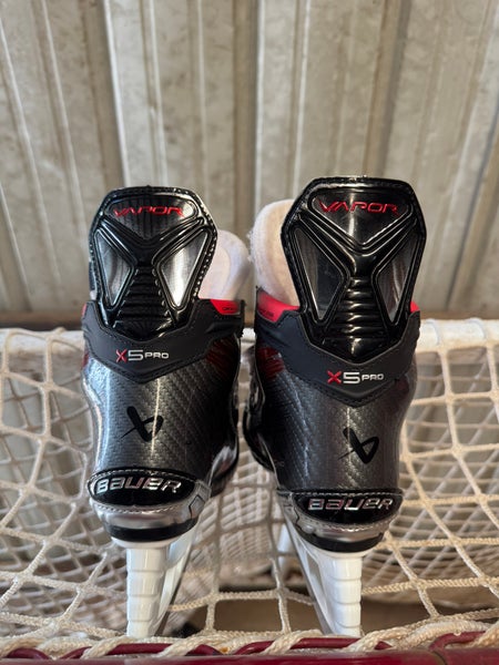 2023 Bauer Vapor X5 Pro Hockey Skates Regular Width, Youth 12.5 (Used)