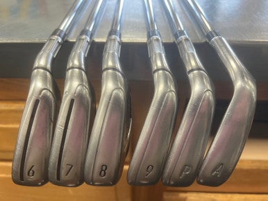 Used Taylormade M6 Mens Iron Set RH 6I-GW/AW 11497-S000152645