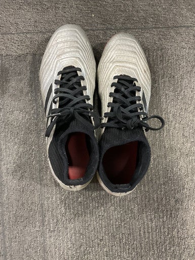 Used Adidas Soccer Cleats Grey Senior 9 11614-S000222654