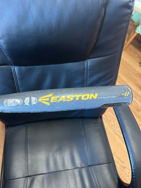 2018 Easton Ghost Composite Bat (-10) 20 oz 30" (Used)