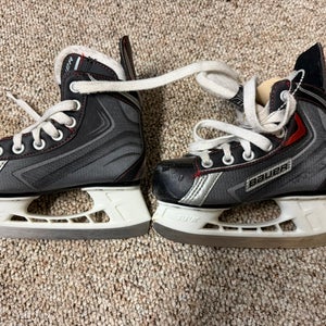Bauer Vapor Hockey Skates Regular Width 11 (Used)