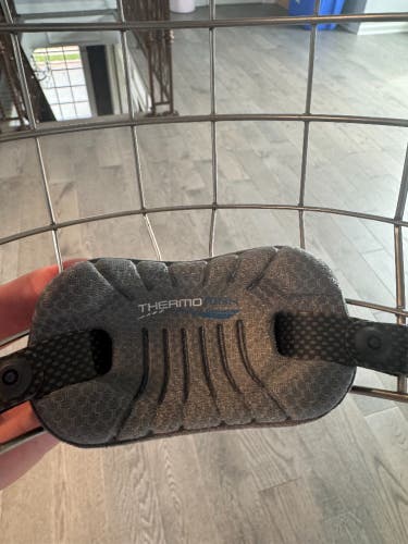 Medium Bauer FM7500 Full Cage (New)