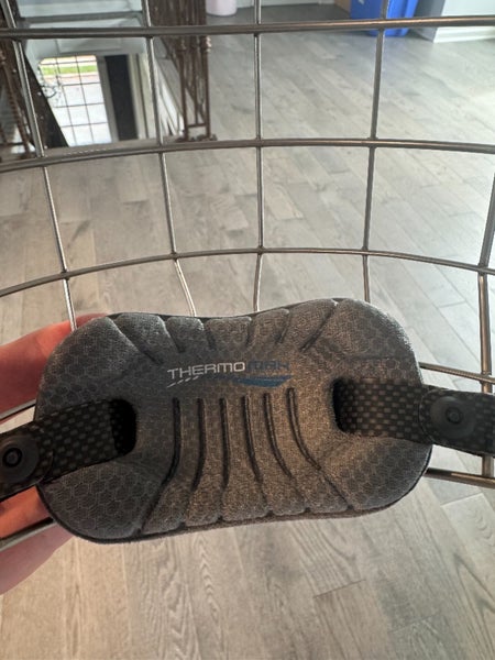 Medium Bauer FM7500 Full Cage (New)
