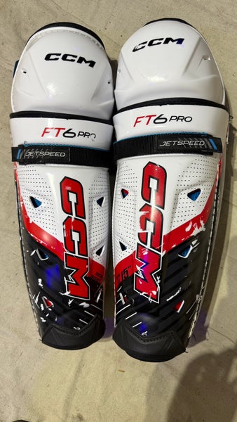 Senior CCM Jetspeed FT6 PRO Shin Pads 15"
