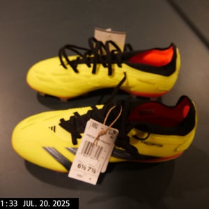 Yellow Unisex Size M 6.5 (W 7.5) Adidas Predator Pro FG Molded Cleats Cleats (New)