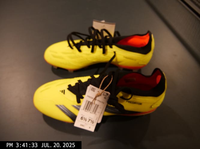 Yellow Unisex Size M 6.5 (W 7.5) Adidas Predator Pro FG Molded Cleats Cleats (New)