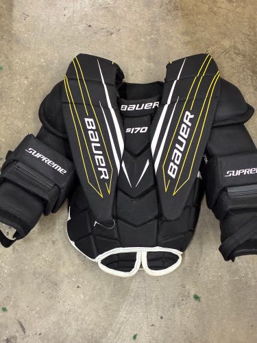 Junior Large Bauer S170 Chest Protector (Used)