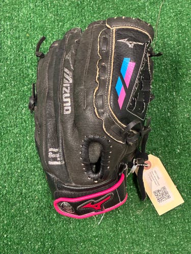 Black Mizuno Finch RH Softball Glove 11.5" (Used)