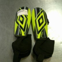 Used Umbro Soccer Shin Guards Junior Yellow SM 11868-S000065370