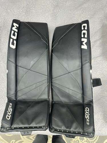 31" CCM Axis 2.9 Goalie Leg Pads (Used)