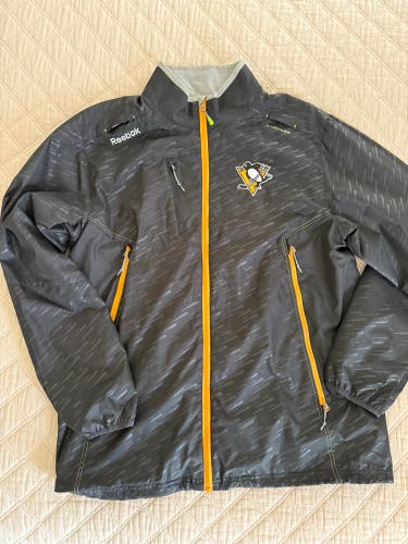 Pittsburgh Penguins Team Issue Black Men's Large Reebok Jacket (New)