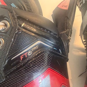 CCM JetSpeed FT6 Pro Hockey Skates Regular Width Size 3 (Used) - Great condition.