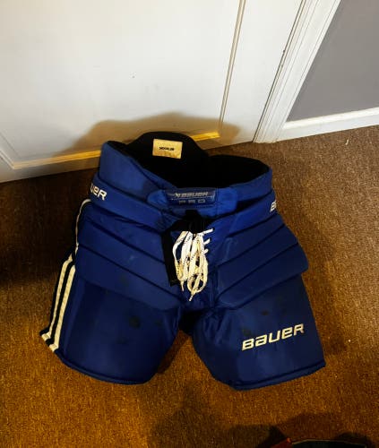 Senior Large Bauer Pro Hockey Goalie Pants (Used)