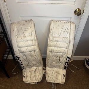 33" CCM Extreme Flex E3.9 Goalie Leg Pads (Used)