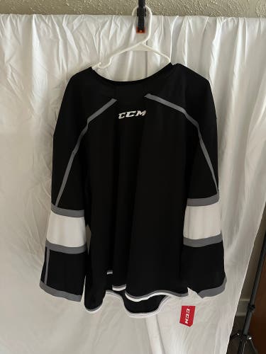 Brand New LA Kings Goalie Cut Men's CCM Jersey