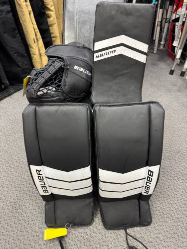 24" Bauer Learn to Save Regular Youth Ice Hockey Goalie Full Set (Used) catcher blocker leg pads