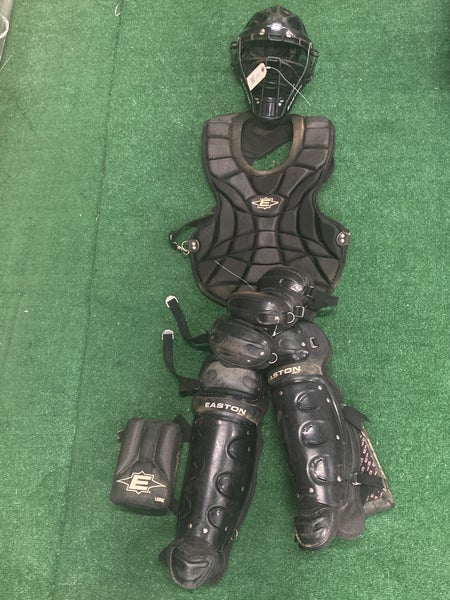 Adult Easton Catcher's Set (Used)