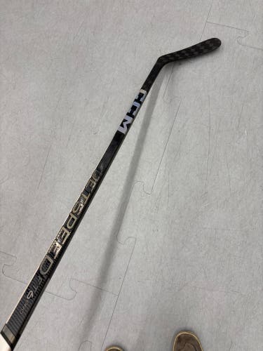Senior CCM Jetspeed FT6 Pro Hockey Stick Right Handed P29 | 63.5"