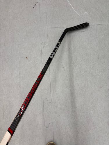 Senior CCM Jetspeed FT6 Pro Hockey Stick Right Handed P29 | 64.5"