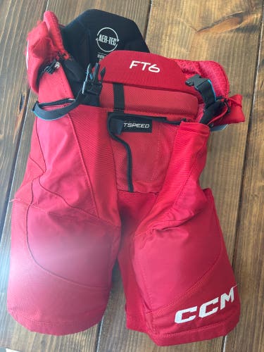 Junior Small CCM Jetspeed FT6 Pro Hockey Pants (Used)