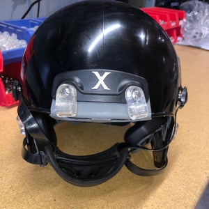 USED XENITH X2E+ YOUTH FOOTBALL HELMET - LARGE - BLACK