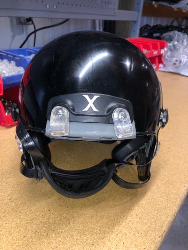 USED XENITH X2E+ YOUTH FOOTBALL HELMET - LARGE - BLACK