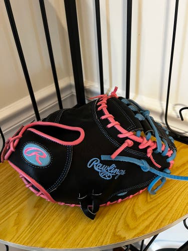 Like NEW Rawlings Heart of the hide RH Catcher's Glove 34"
